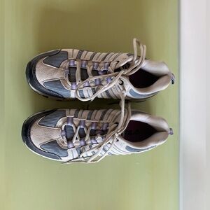 Fila Gray and Purple Hiking Shoes for Performance